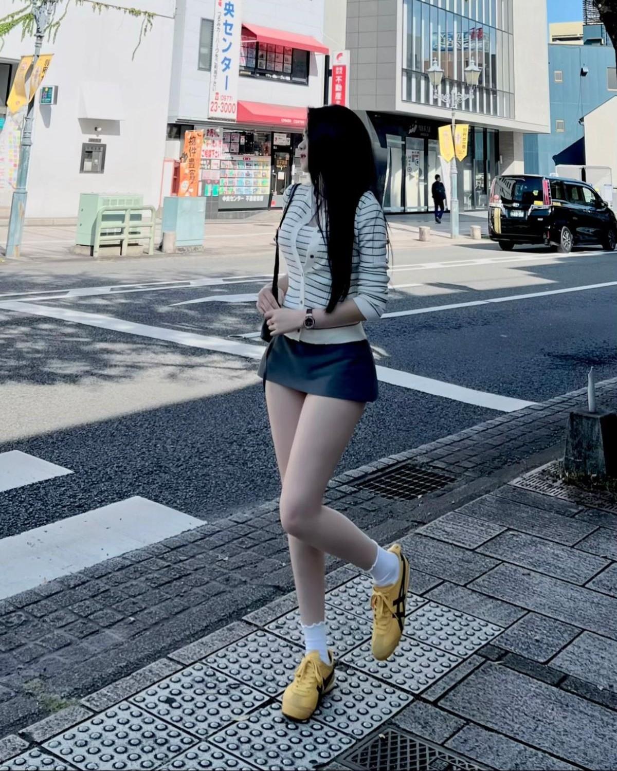 Cơn Mưa Hôm Ấy, Tôi Buông Tay