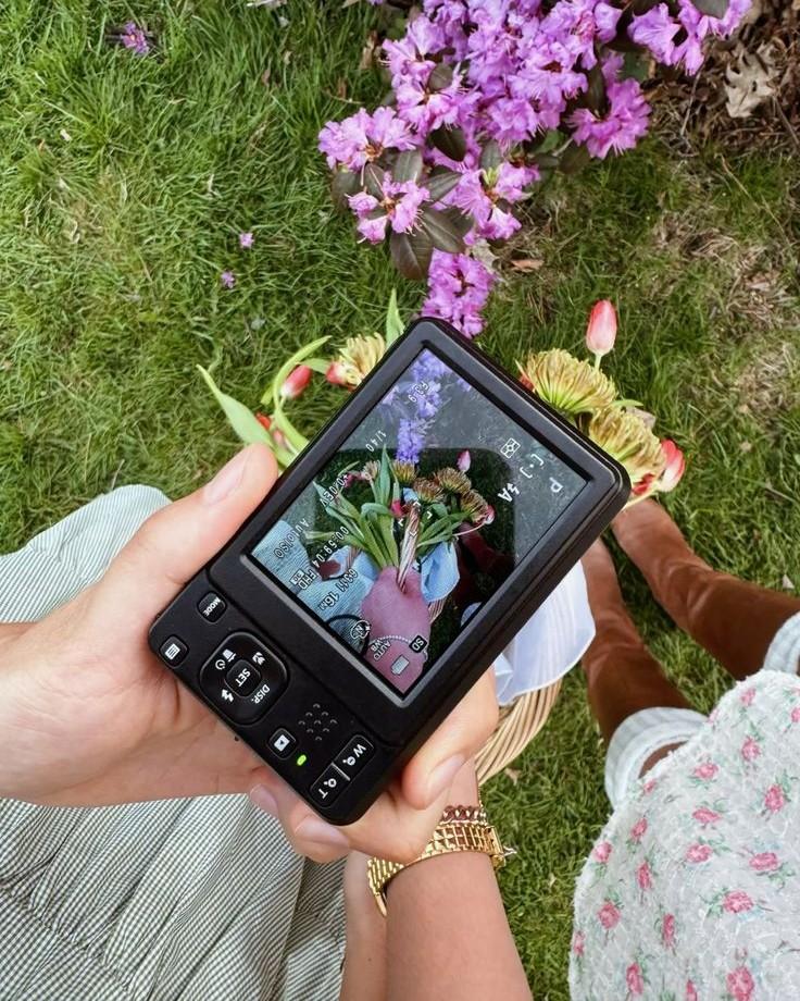 Bí Mật Trong Phòng Tối Của Vương Gia