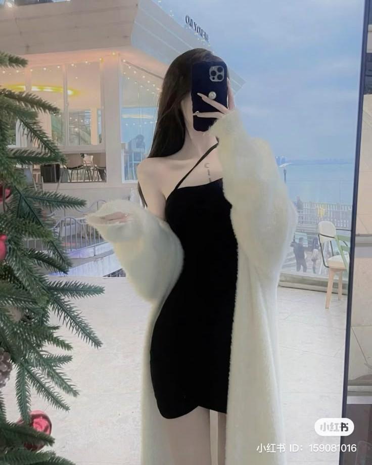 Chín Năm Chờ Đợi, Một Tờ Giấy Kết Hôn