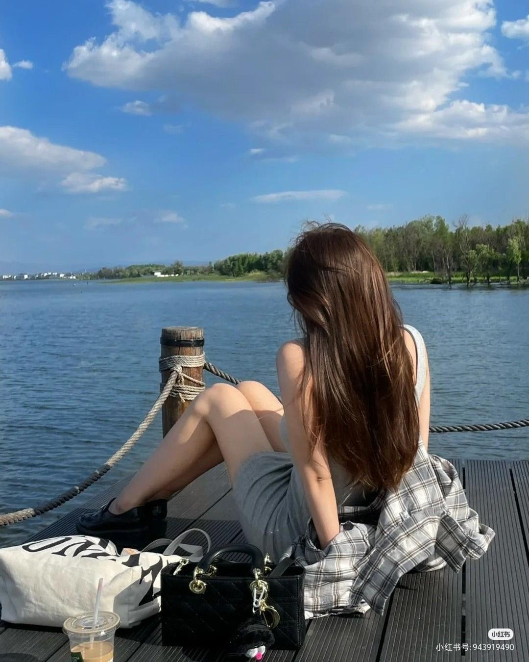 Vứt Gối Len Cừu, Tôi Cũng Vứt Luôn Chồng Con