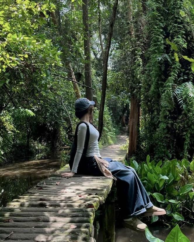 Mẹ Dùng Thẻ Công Vụ Của Tôi Mua Nhà Cho Em Trai, Không Ngờ Tết Này Nó Phải Vào Tò