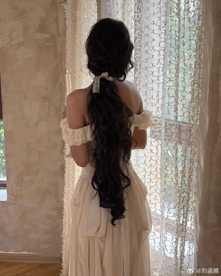 Sau Hai Chữ Trách Nhiệm