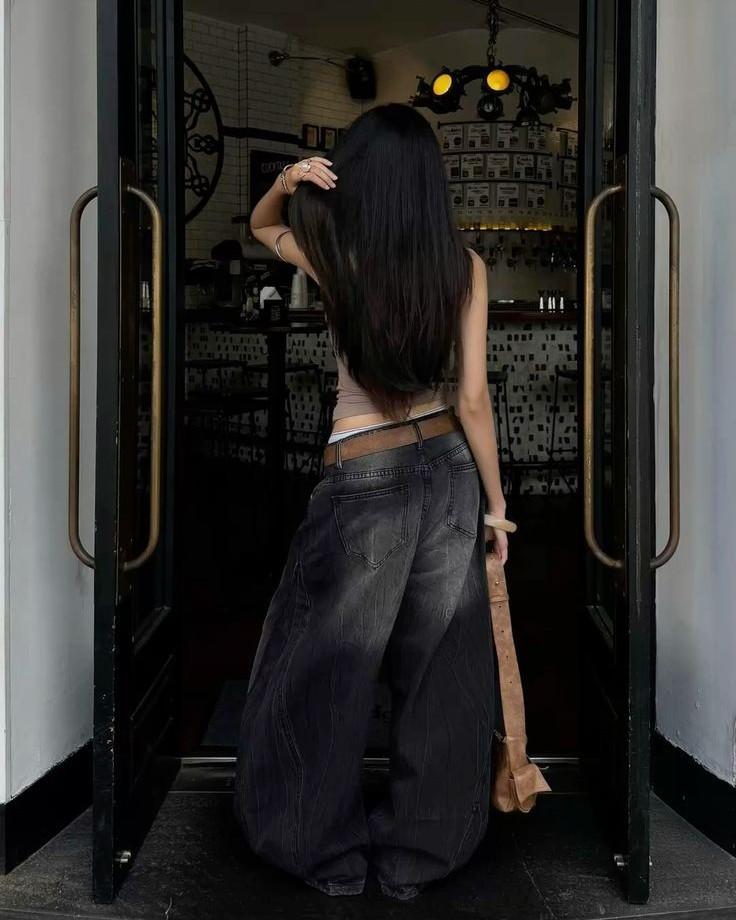 Một Cuộc Hôn Nhân Được Sang Nhượng Không Cần Chữ Ký