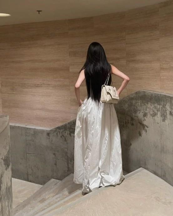 Em Không Còn Một Mình Nữa