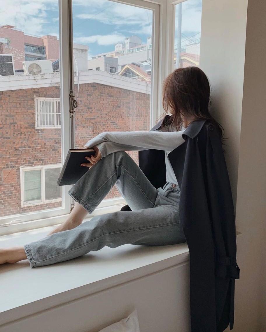 Xuyên Không Thành Cung Nữ Bên Cạnh Quý Phi