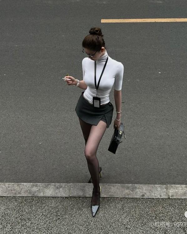 Huyết Mạch Của Hoàng Hậu