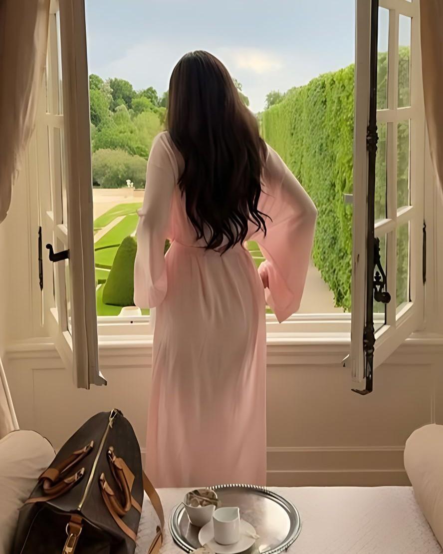 Tình Cũ Lạc Trong Gió Lạnh