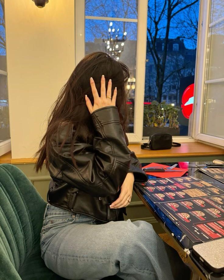 Em Gái Được Cưng Chiều Nhất