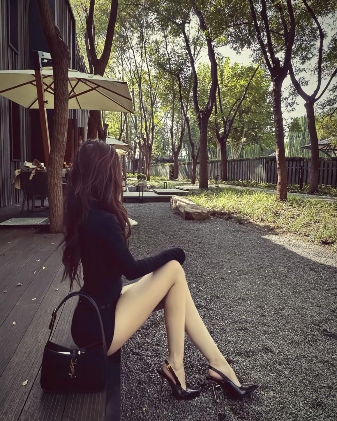 Cuộc Hôn Nhân Có Hai Địa Chỉ