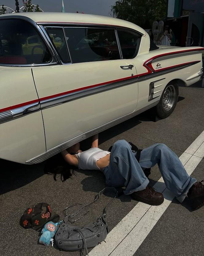 Ngày Tai Tôi Hồi Phục, Tôi Đặt Vé Rời Đi