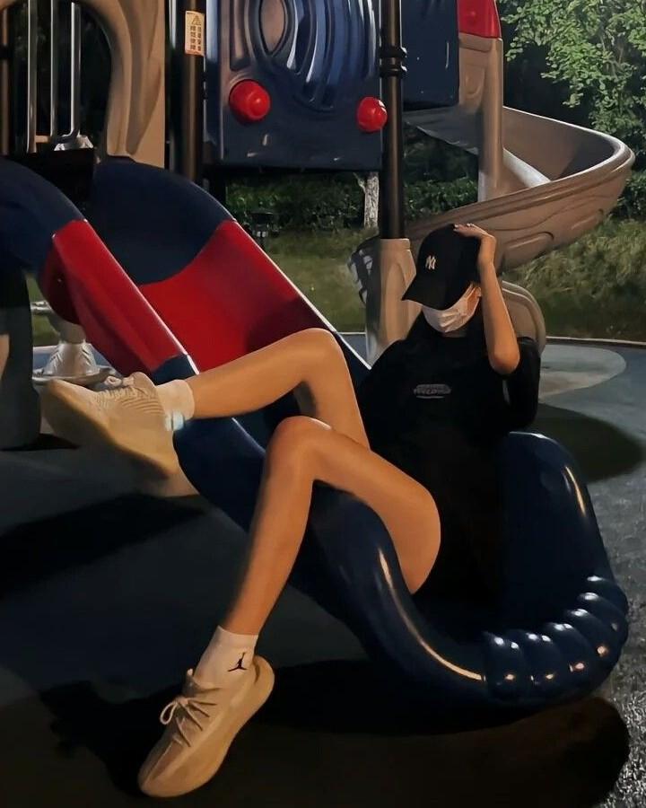 Bao Lì Xì Trong Thùng Rác