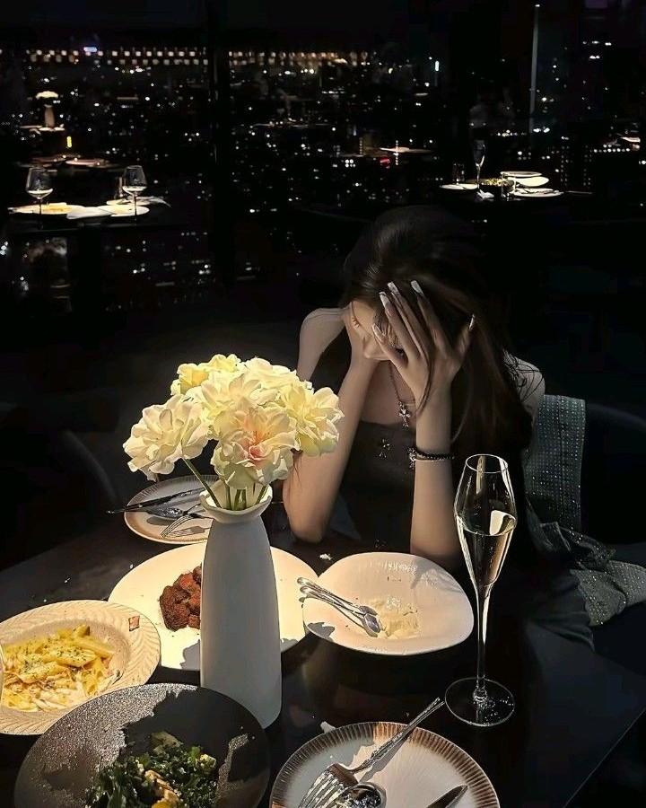 Nhóm Gia Đình Có Điều Kiện