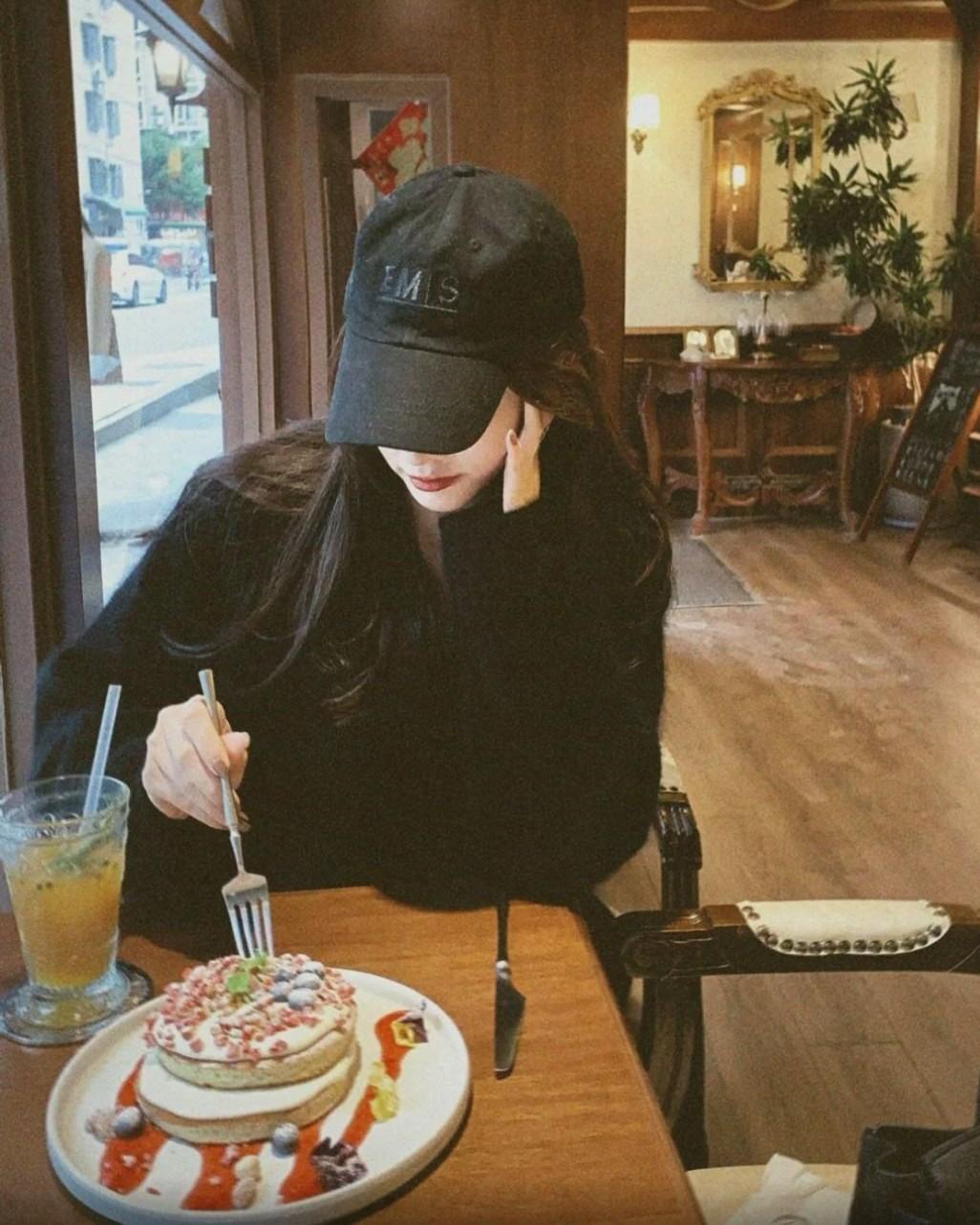 Đi Làm Gặp Người Yêu Cũ