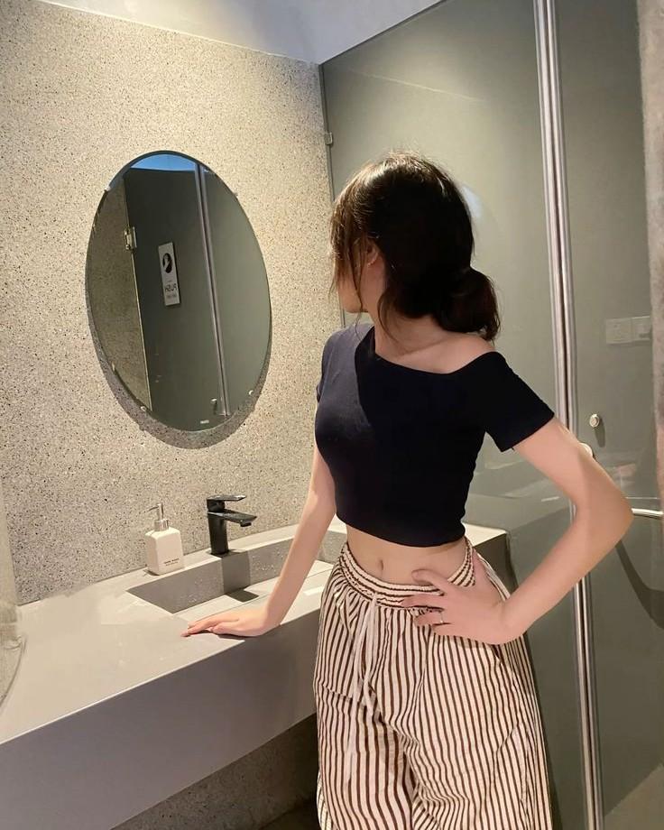 Viên Kẹo Đủ Màu