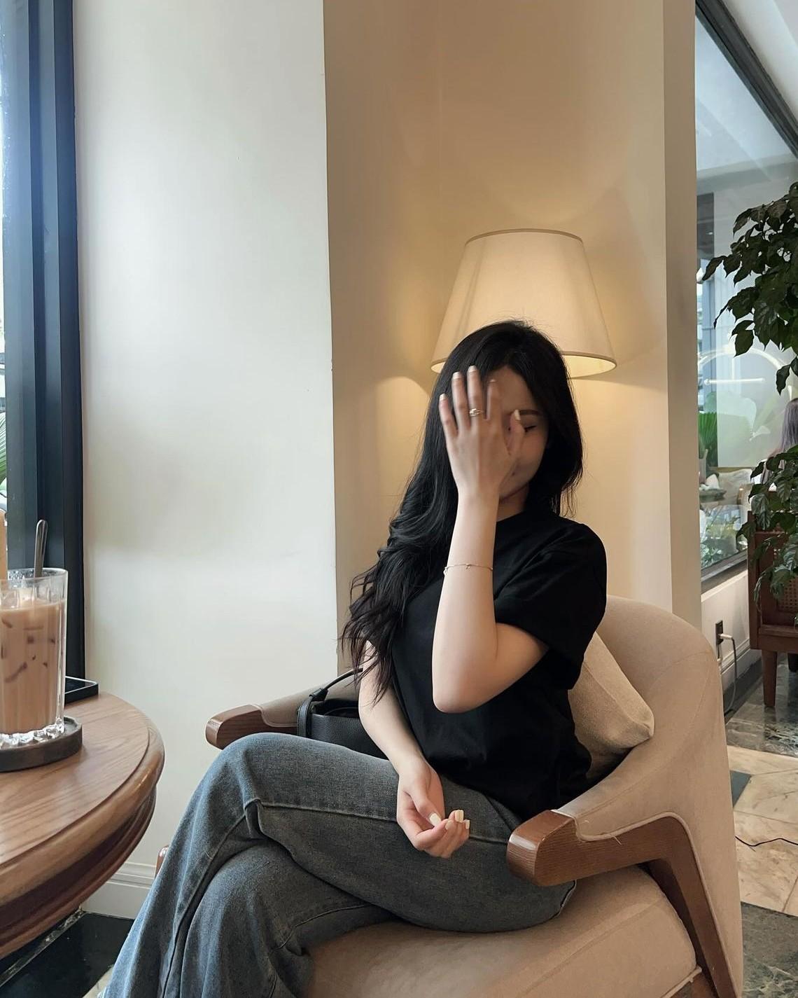 Năm Năm Sống Trong Một Lời Nói Dối