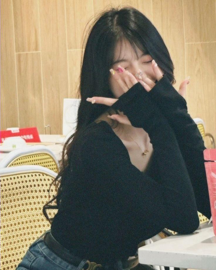 Bức Tường Khiến Hôn Nhân Sụp Đổ