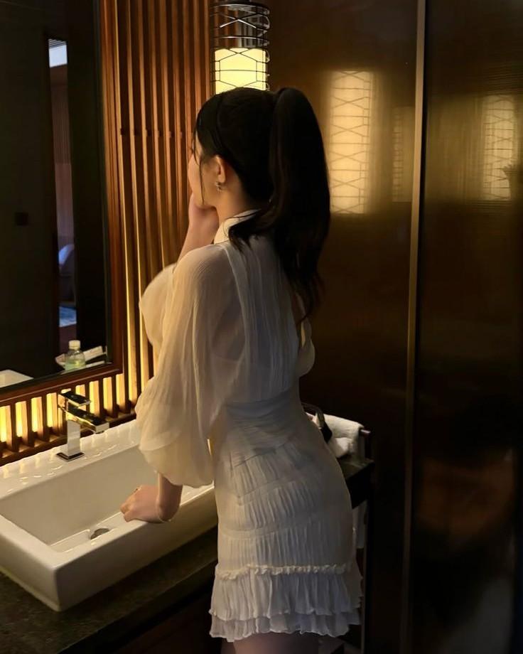 Ngày Cưới, Tôi Bị Đẩy Xuống Địa Ng-Ục