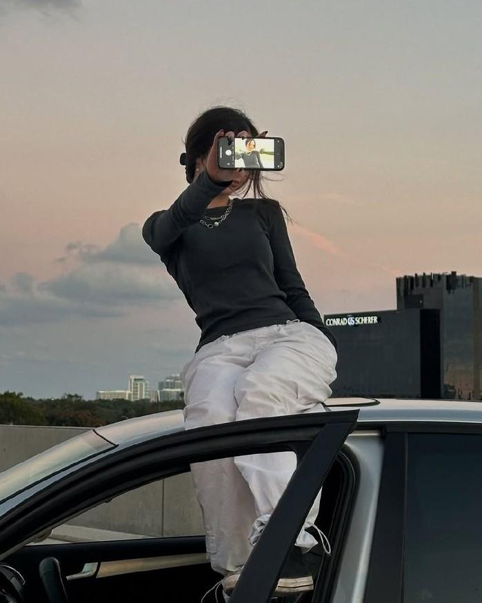 Cuộc Chiến Trong Cung Điện