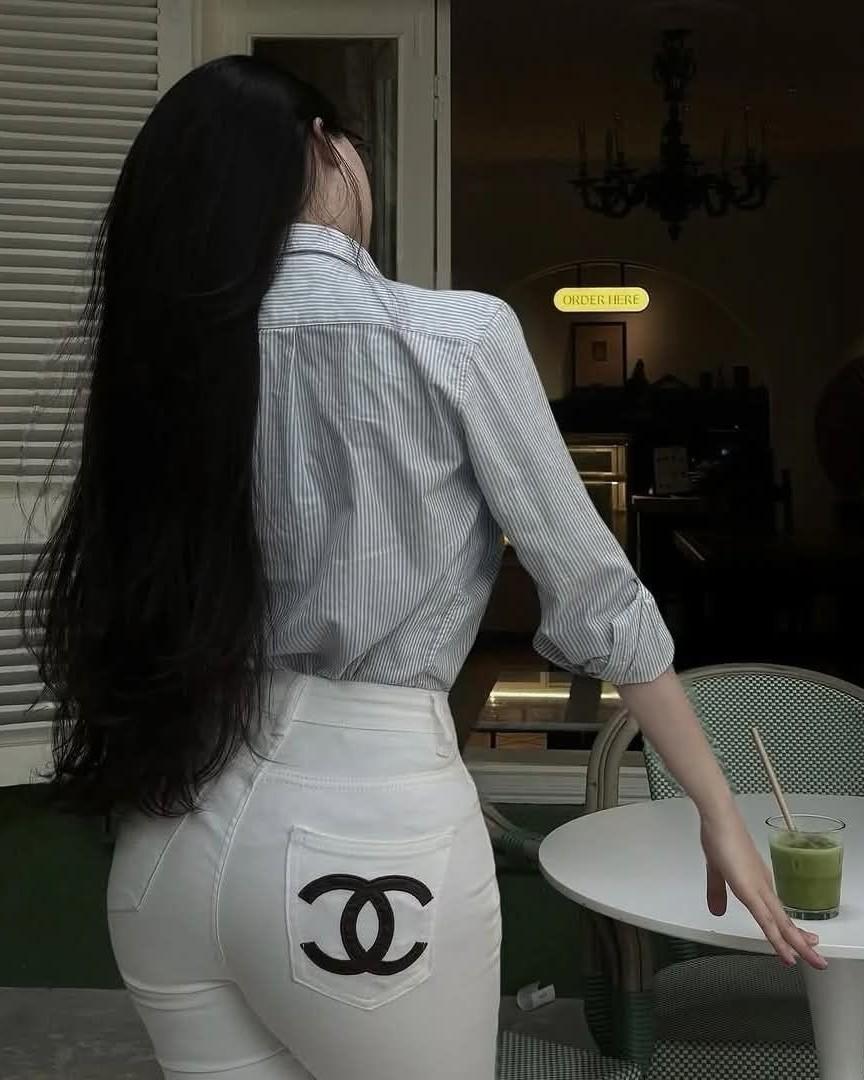 Bị Nhận Nhầm Là Ngoại Thất