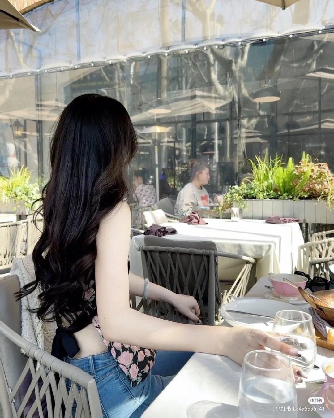 Sau Khi Đính Hôn, Tôi Đá Tra Nam Và Nuôi Con Cho Người Khác