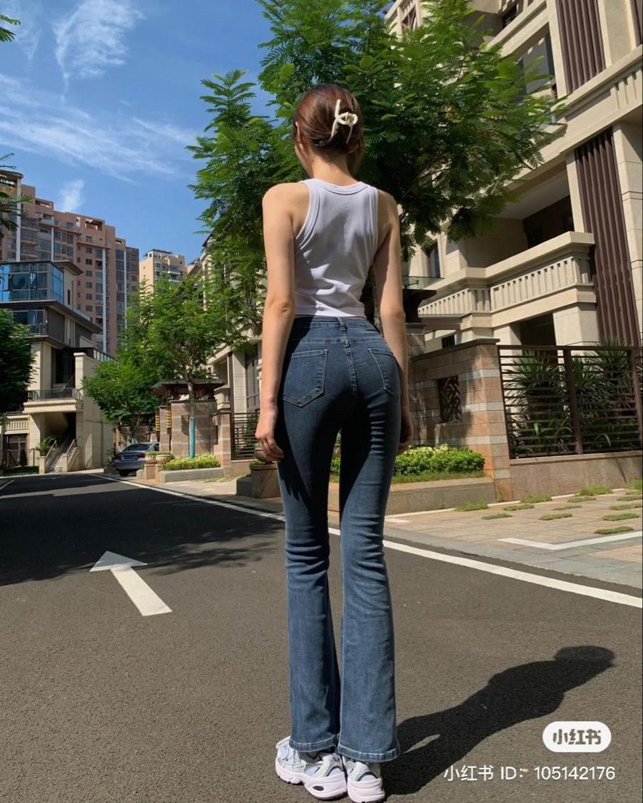 Người Mẹ Luôn Đứng Về Phía Người Khá