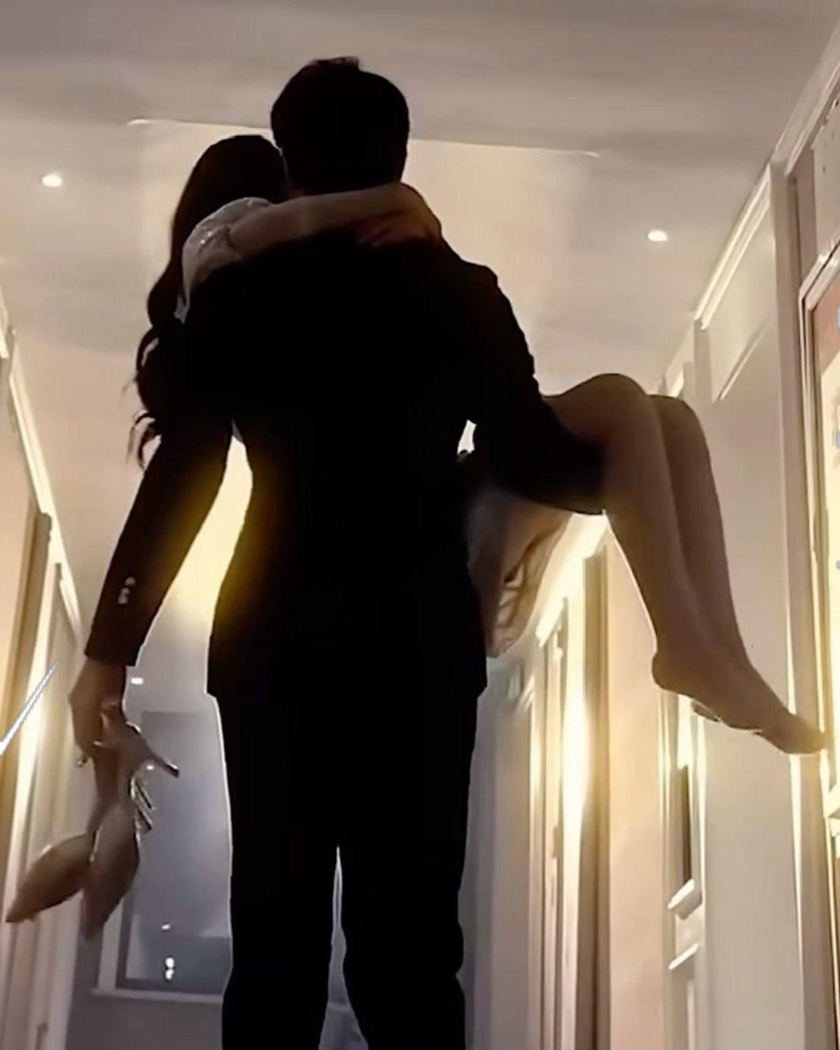 Bí Mật Từ Tai Nghe Bluetooth