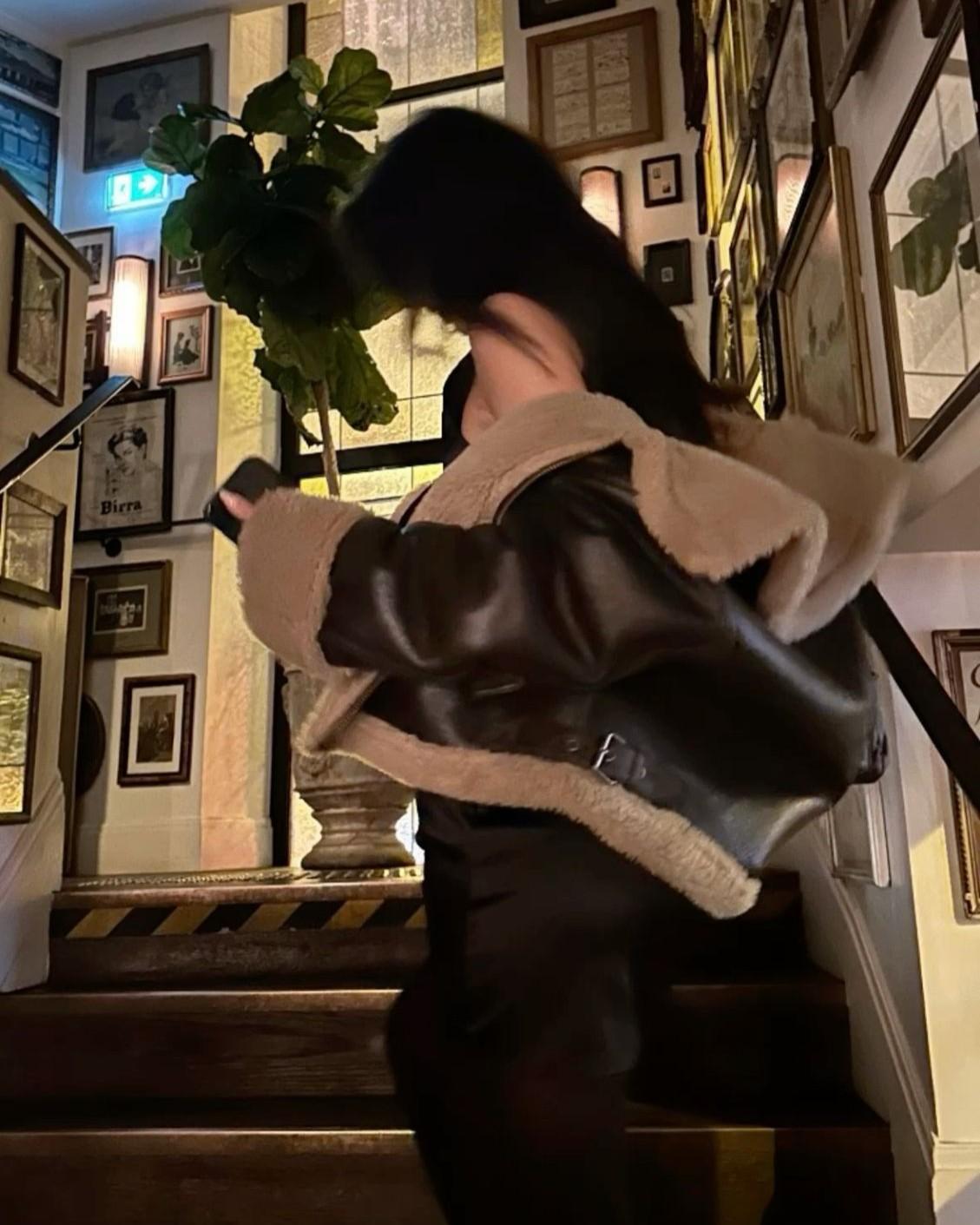 Bạn Gái Con Trai Muốn Tôi Chi Tiền Học Tiến Sĩ, Tôi Cho Cô Ta Ký Giấy Vay