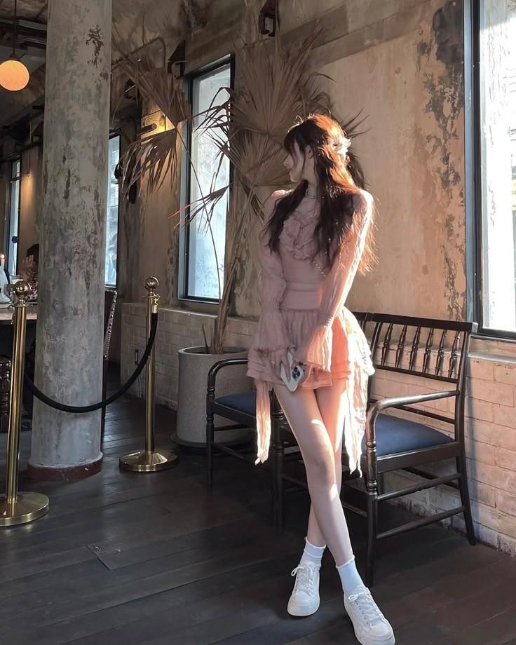 Tuyết Rơi Ngày Xuất Giá