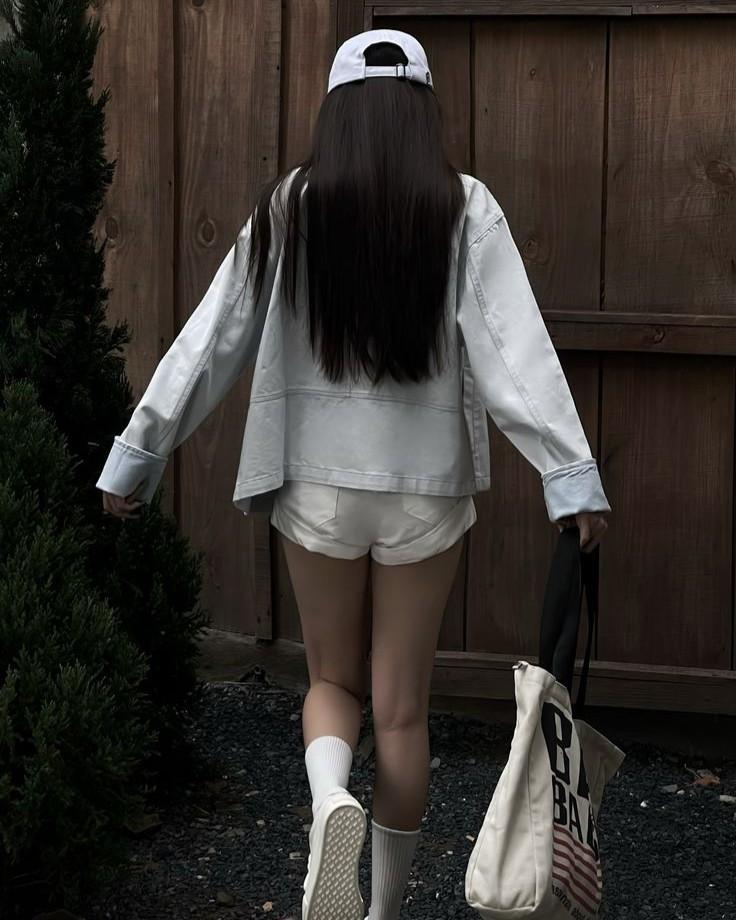 Nữ Vương Trở Lại: Ngọt Có, Sát Cũng Có