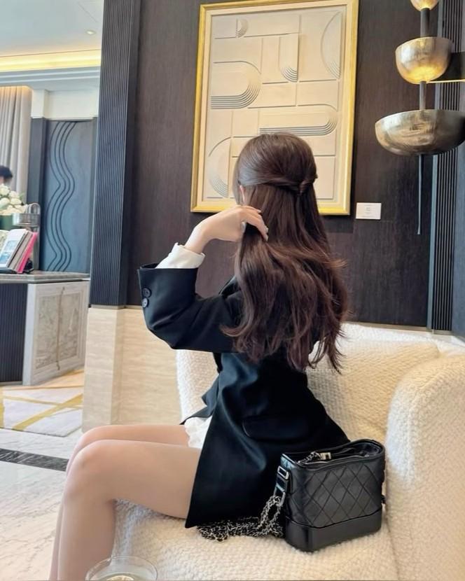 Căn Hộ Vắng Một Người