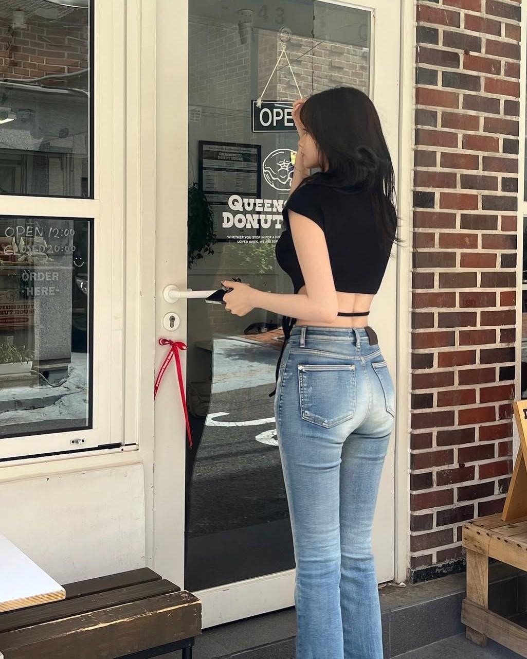 Từng Yêu Một Kẻ Không Đáng Một Xu