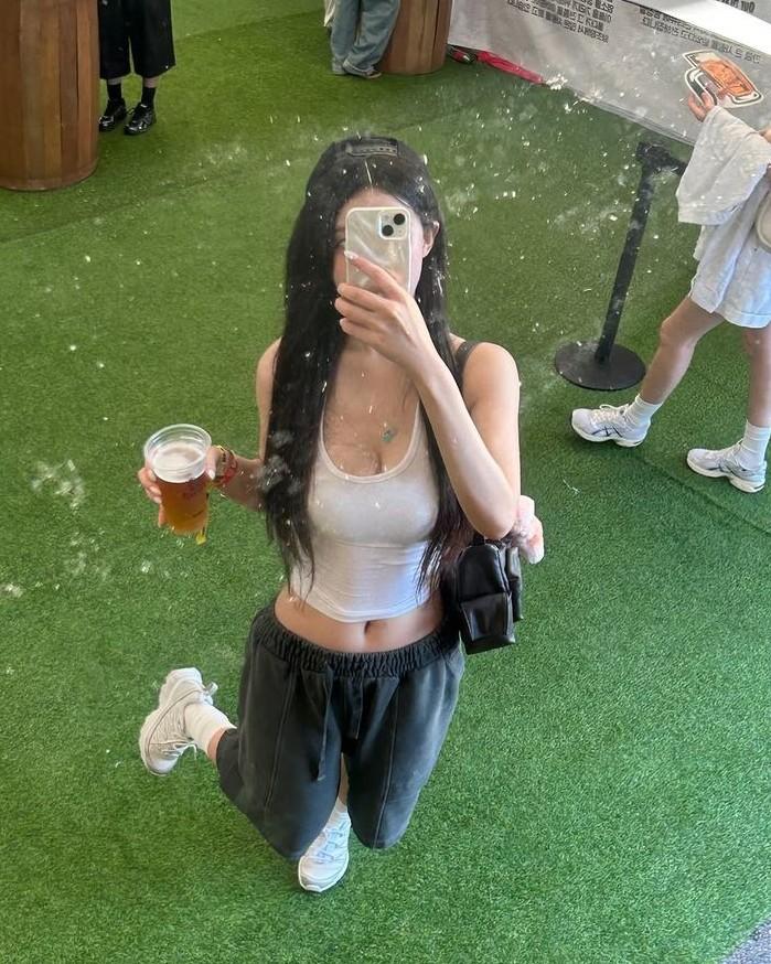 Người Phụ Nữ Độc Ác