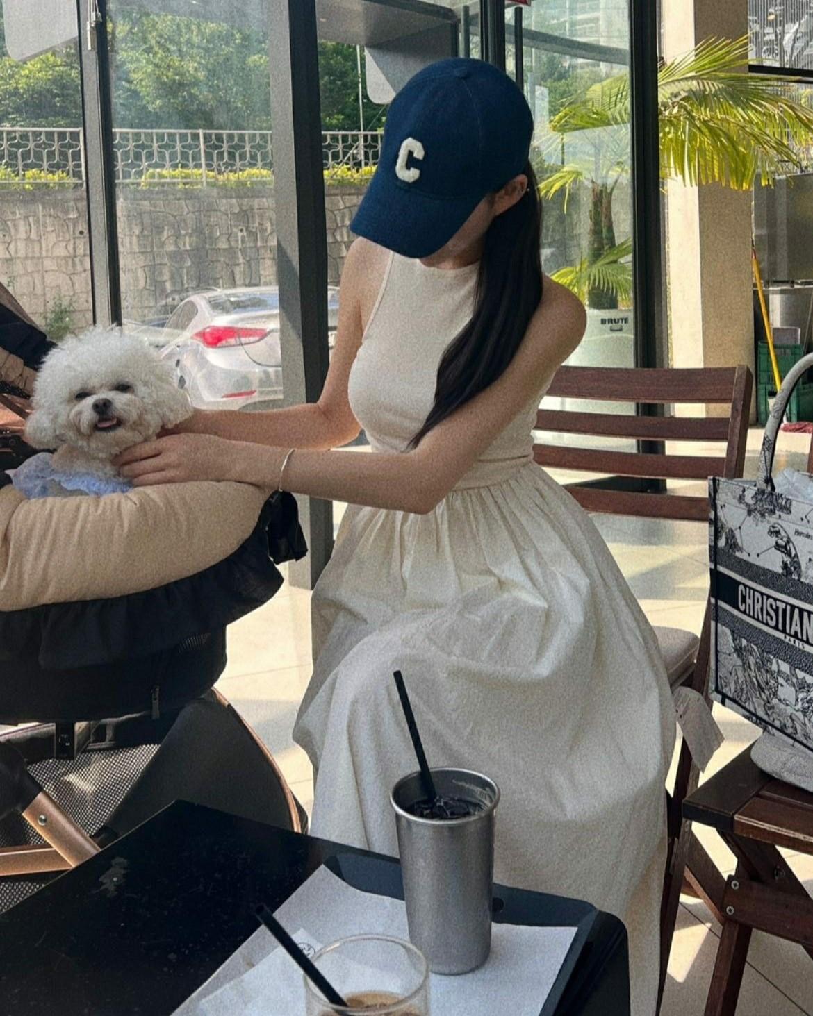 Bạch Nguyệt Quang Trong Lòng Phản Diện