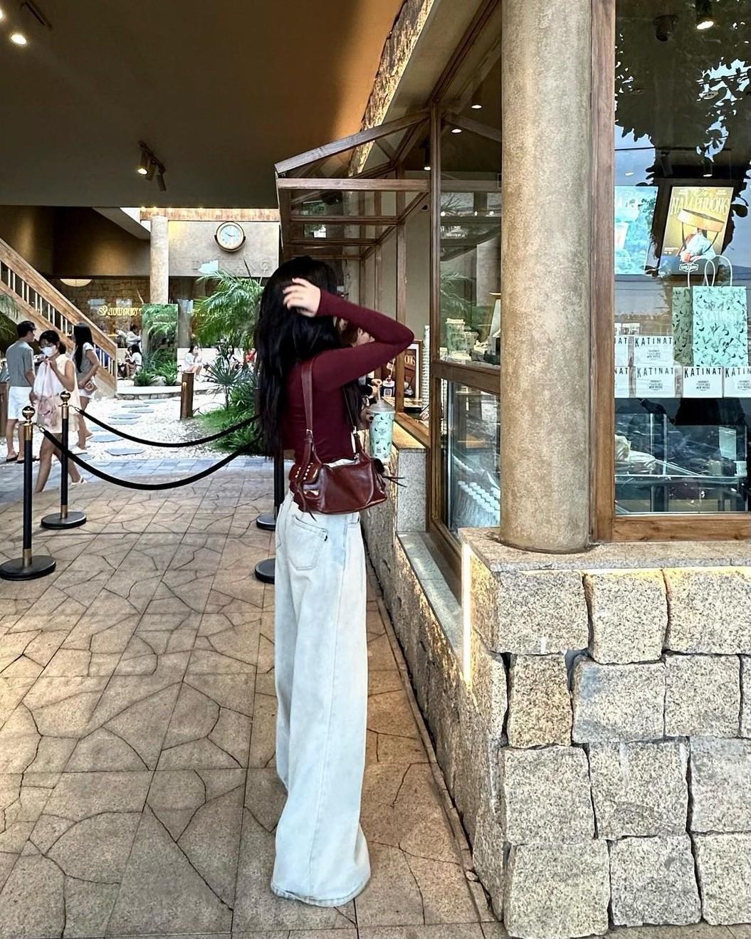 Sau Khi Mẹ Kế Rời Đi, Cả Nhà Mới Biết Mình Sai Rồi