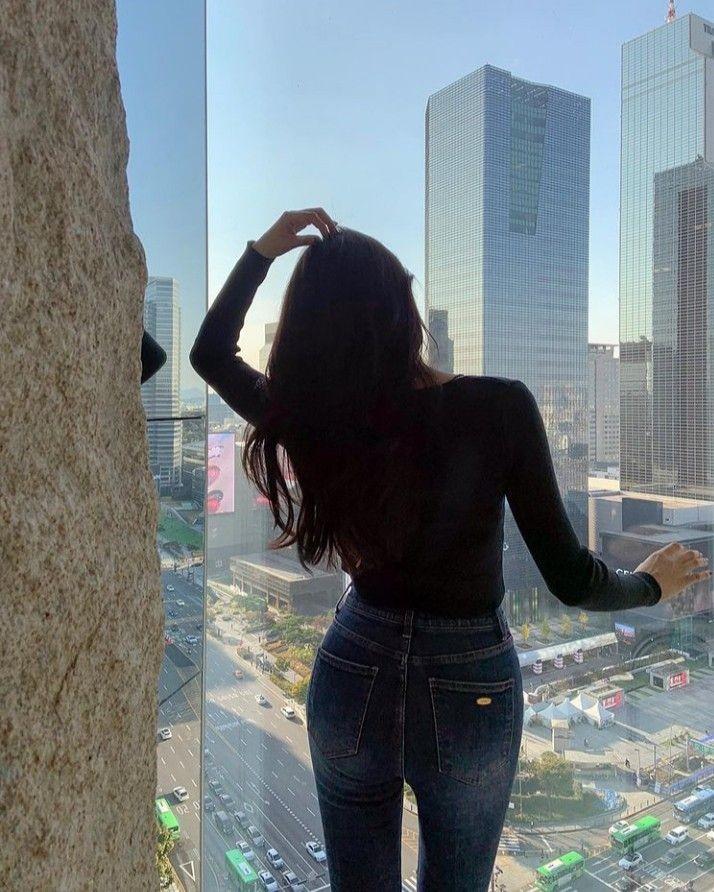 Một Đời Che Giấu, Một Lần Gặp Lại