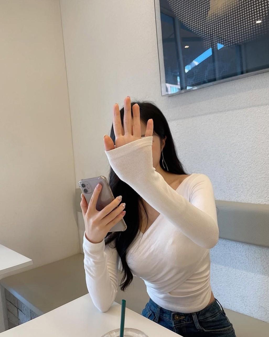 Hôn Nhân Kết Thúc Từ Một Miếng Bánh