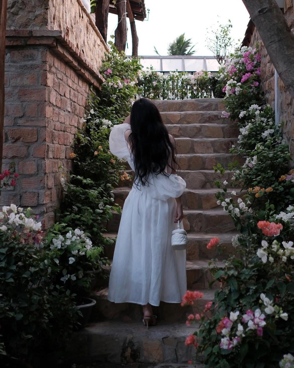 Một Đời Gánh Oan Danh Độc Phụ