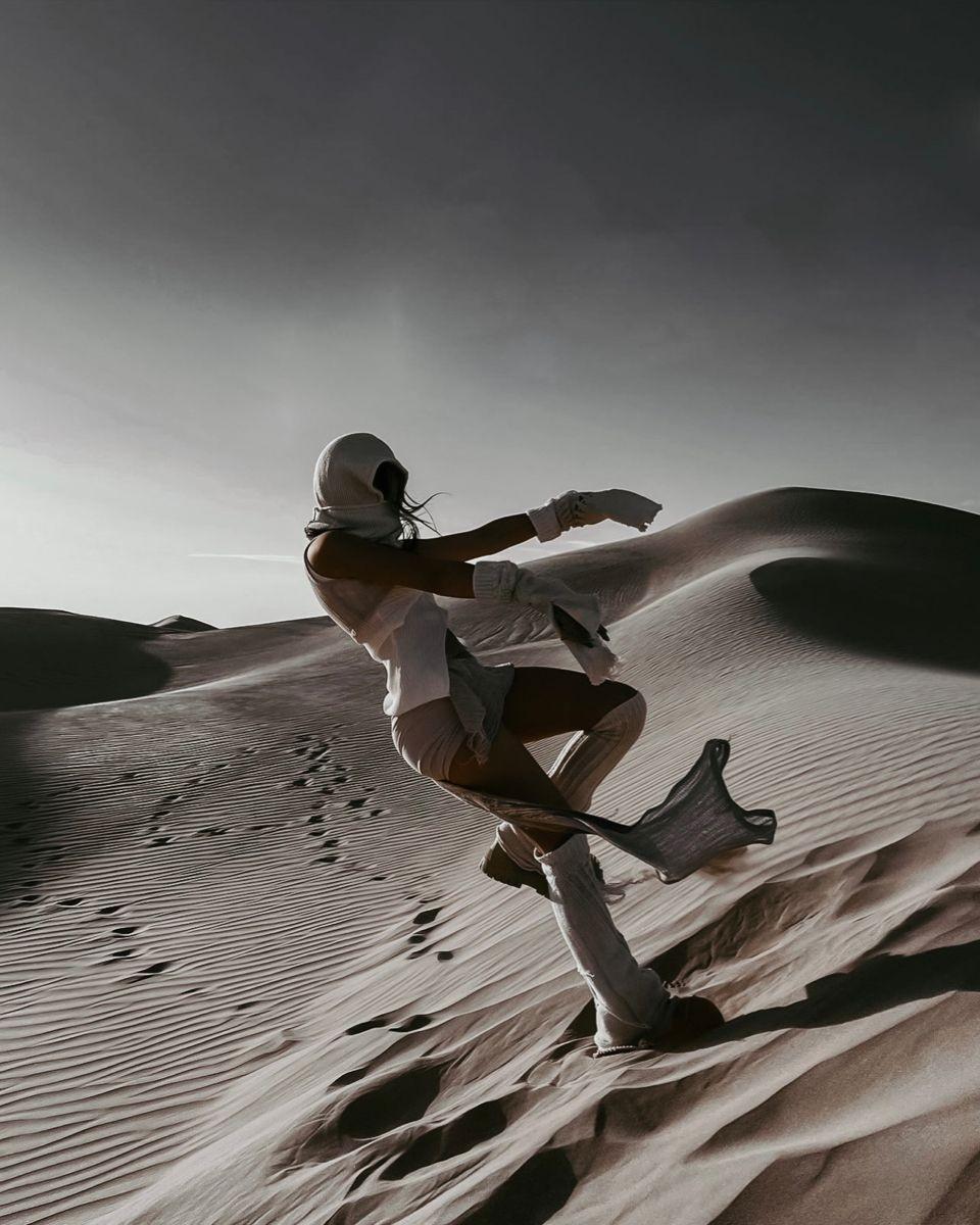 Cô Ấy Chỉ Nhớ Được Bảy Giây