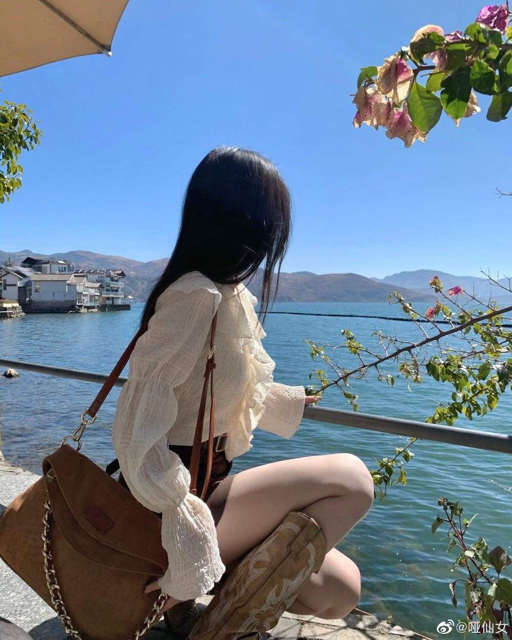 Ly Hôn Với Một Trong Hai