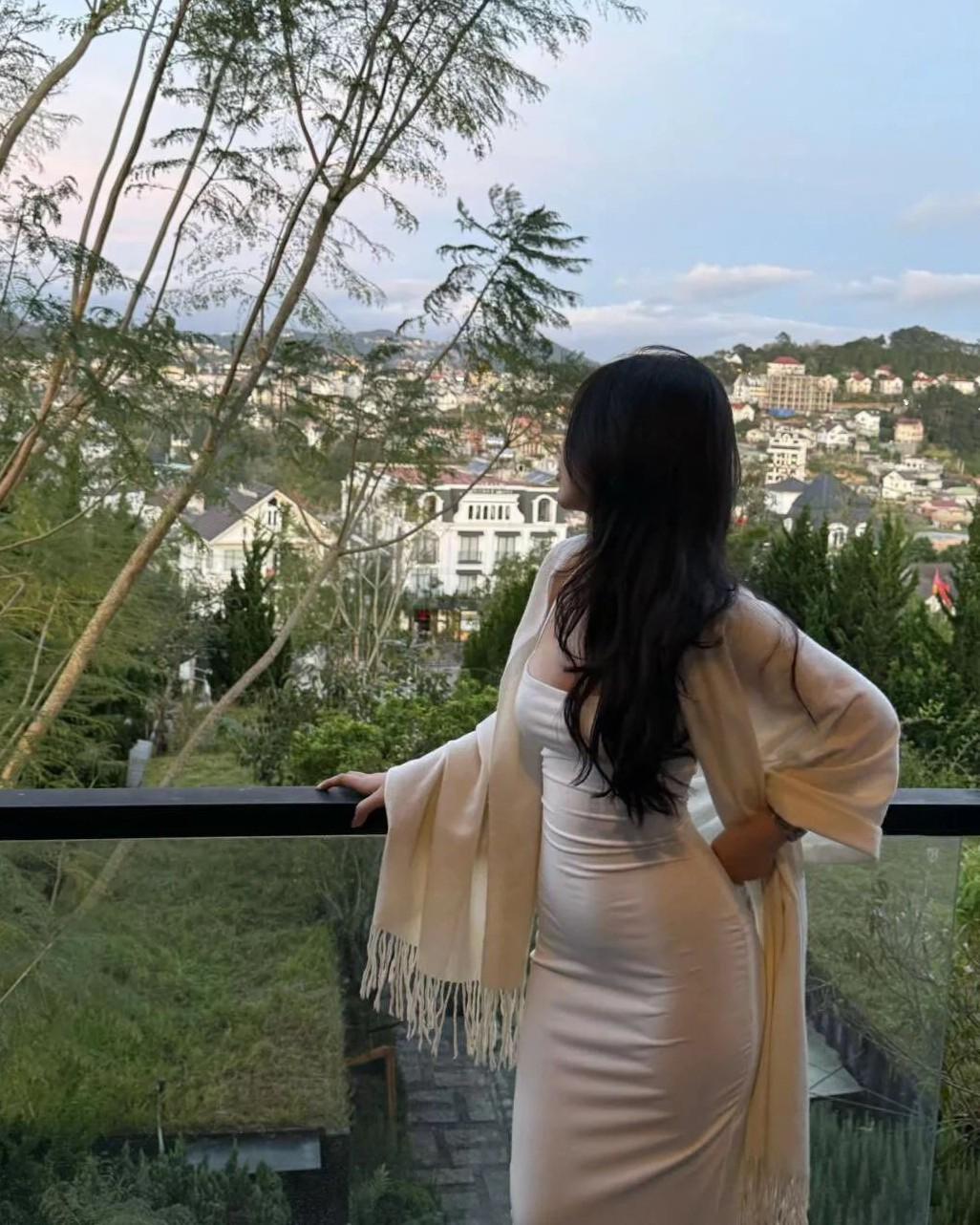 Chuyện Tình Sau Bảng Điểm