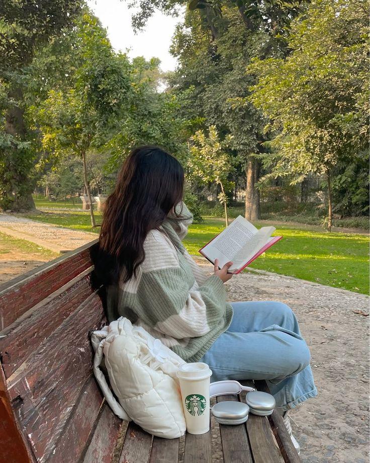 Cô Ấy Về Núi, Cả Mạng Xã Hội Phát Điên