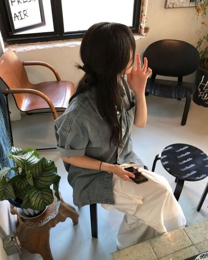 Bị Mẹ Đuổi Khỏi Nhà Vì Chị Gái Về Ăn Tết