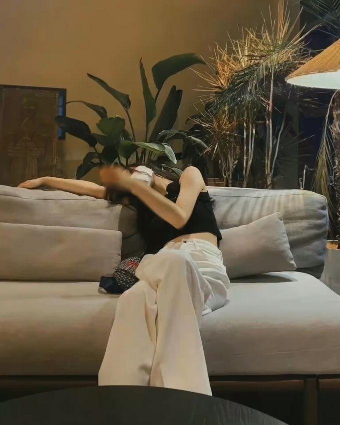 Căn Nhà Đổ Nát Và Cuộc Đời Mới Của Tôi