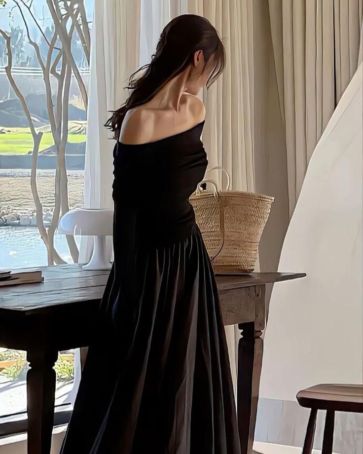 Một Châm Độc, Một Đời Oán