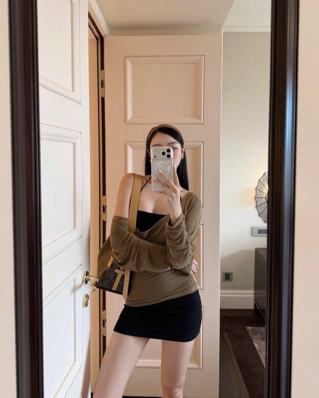 Bữa Cơm Tất Niên Không Dễ Nuốt