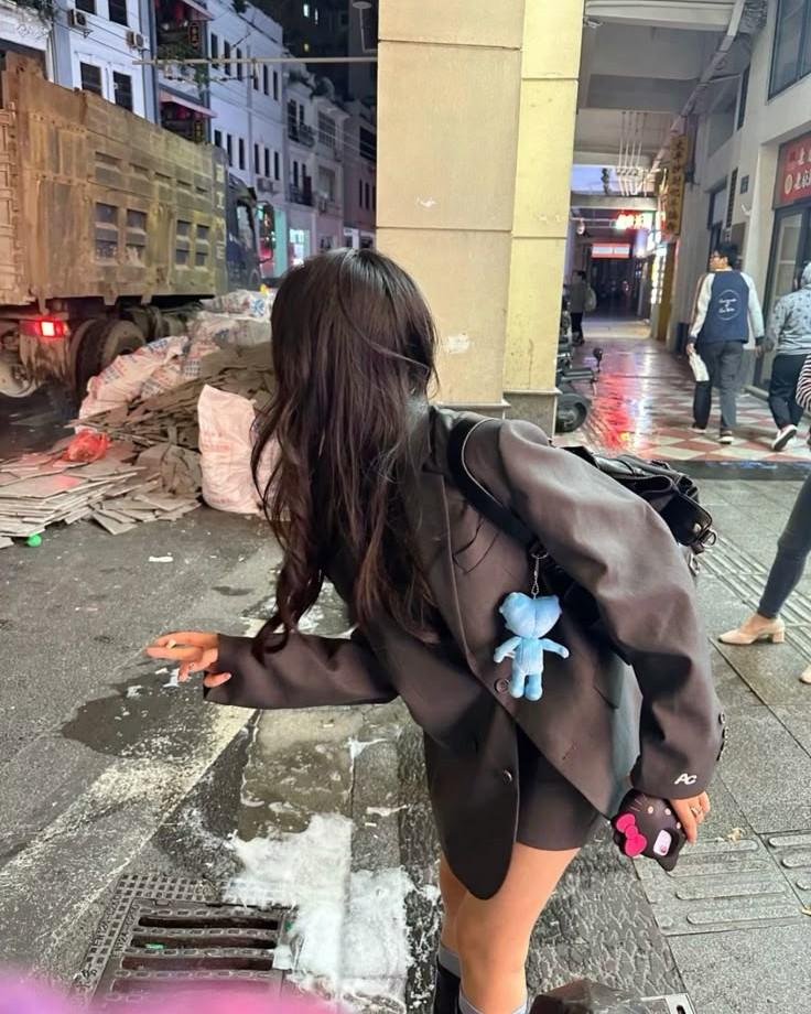 Vợ Anh Đến Rời