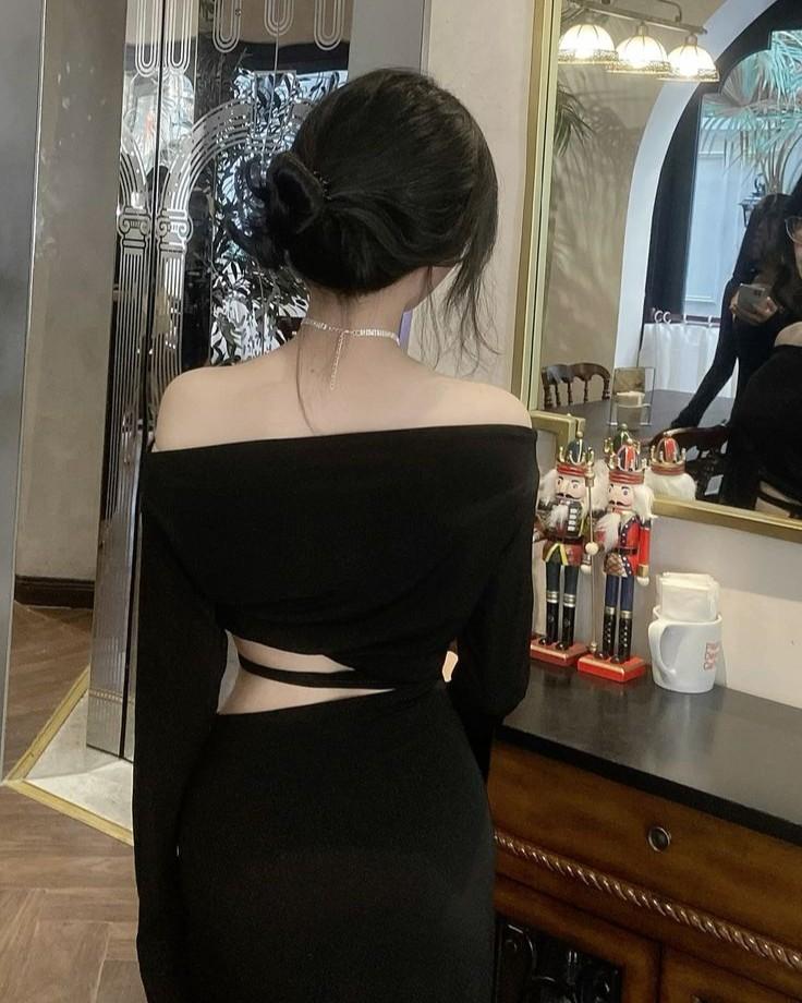 Nữ Tướng Biên Thùy Và Cục Bột Nhỏ