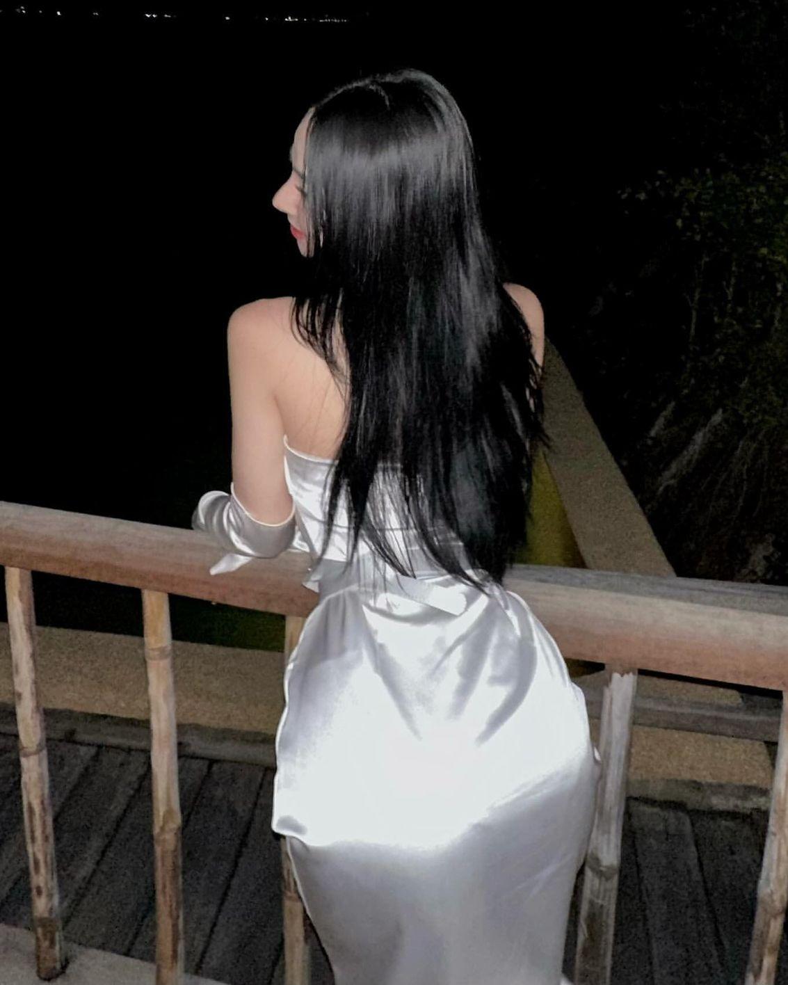 Ý Chỉ Ban Hôn, Phụ Thân Xuất Giá