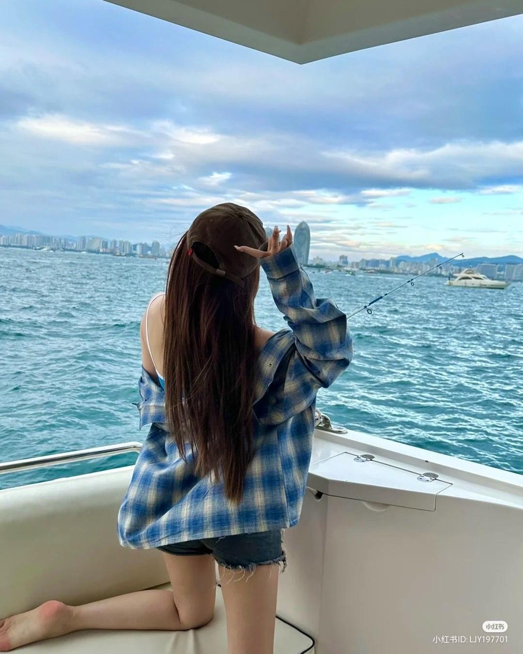 Tai Nạn Xong, Tôi Bỗng Nhiên Có Ba Bạn Trai