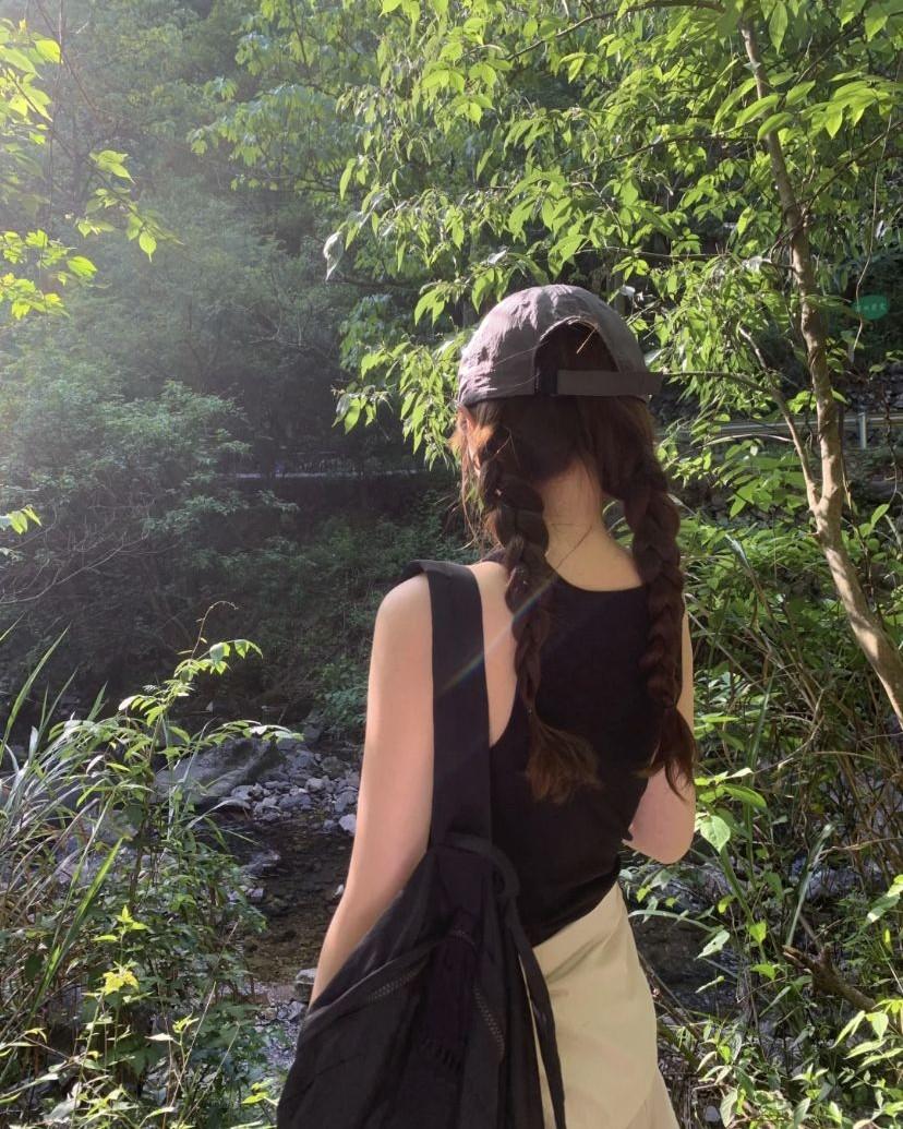 Hai Mươi Lăm Năm Làm Osin Cho Một Cuộc Hôn Nhân Giả